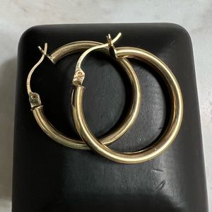 10k Solid Yellow Gold Hoop Earrings 2.3g
